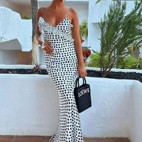 Sevilla - Flattering polka dot dress