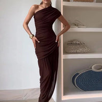 Nuria - Flattering one shoulder dress