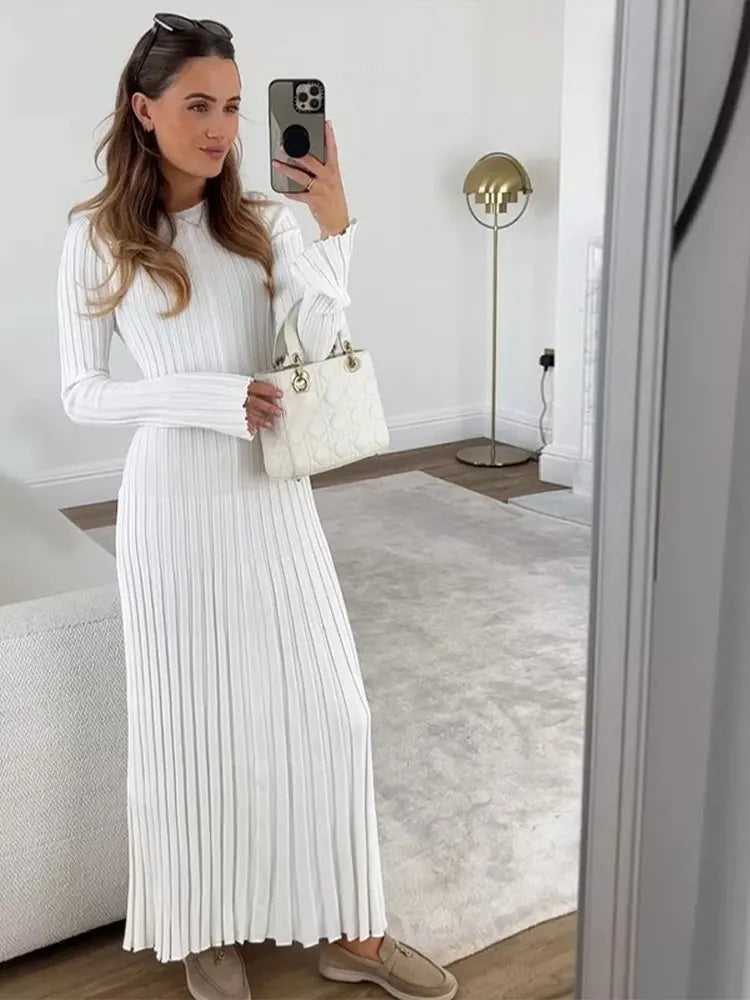 Hannah - Fine knitted dress