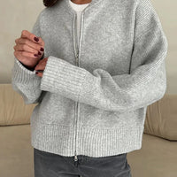 Nicole - Knitted cardigan with zipper