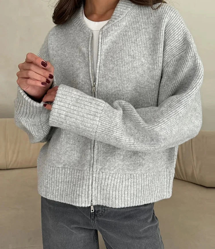 Nicole - Knitted cardigan with zipper