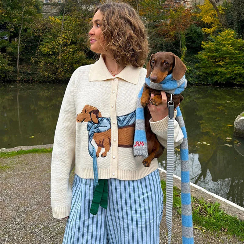 Lydia - Knitted dachshund cardigan