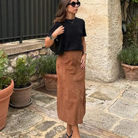 Deena - Flattering long skirt