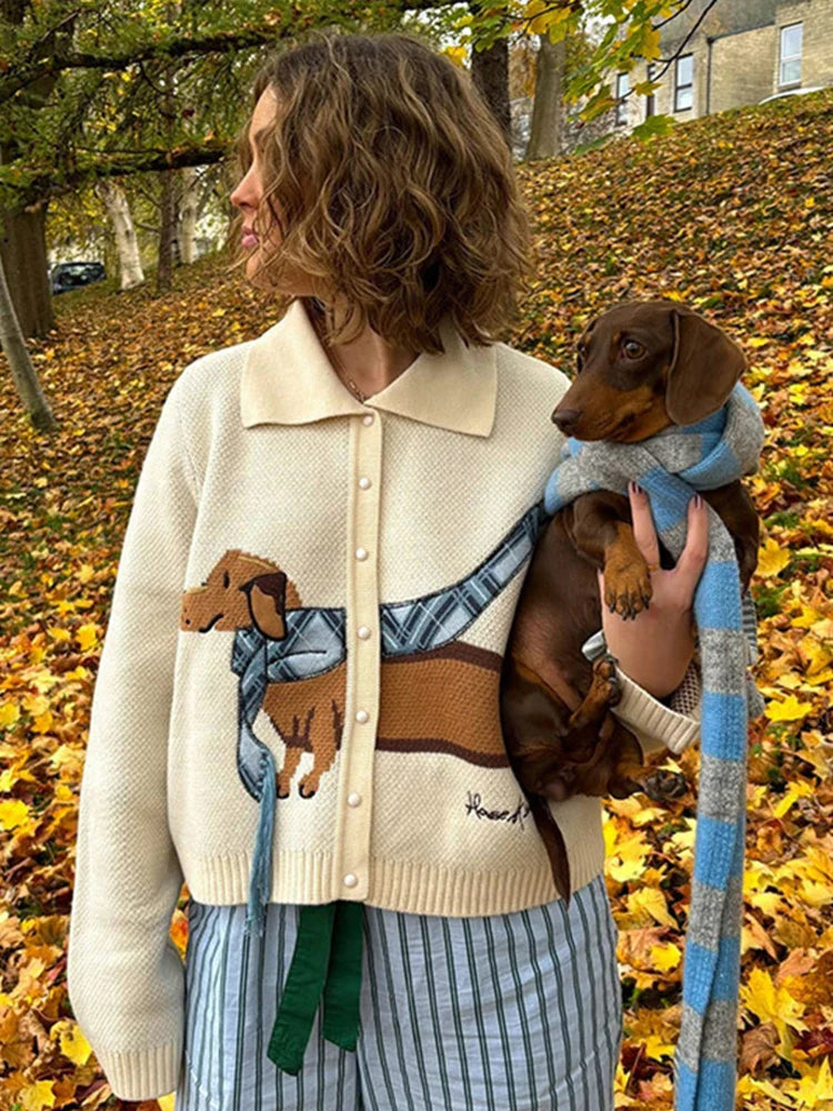 Lydia - Knitted dachshund cardigan