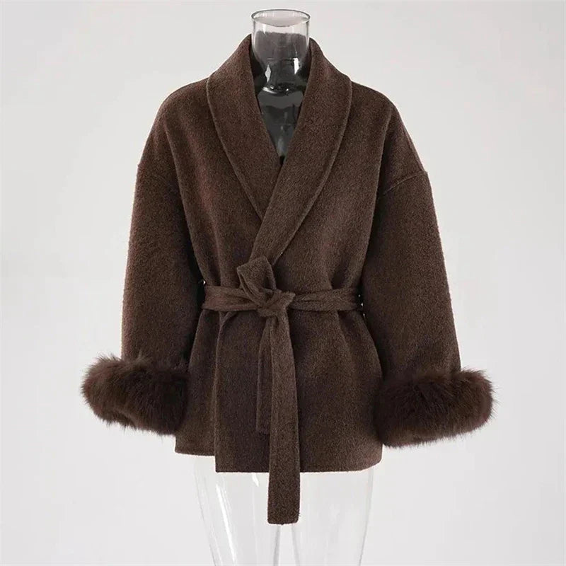 Marina - Elegant coat with fur detail