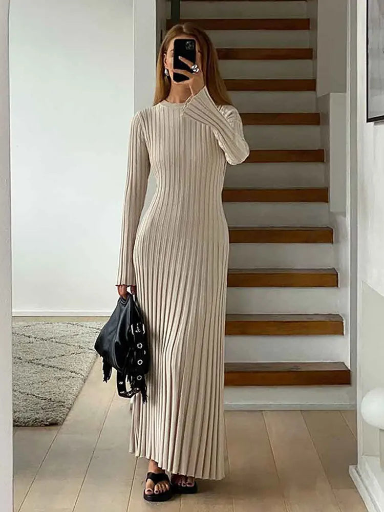 Hannah - Fine knitted dress