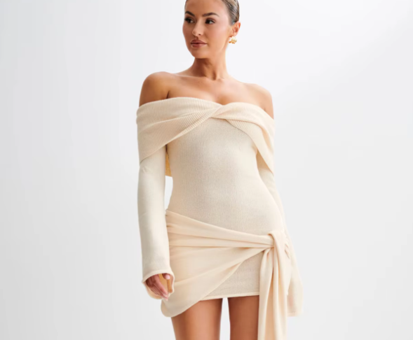 Zeya - Flattering off shoulder fine knitted dress