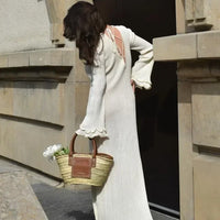 Mimi - Elegant open back dress